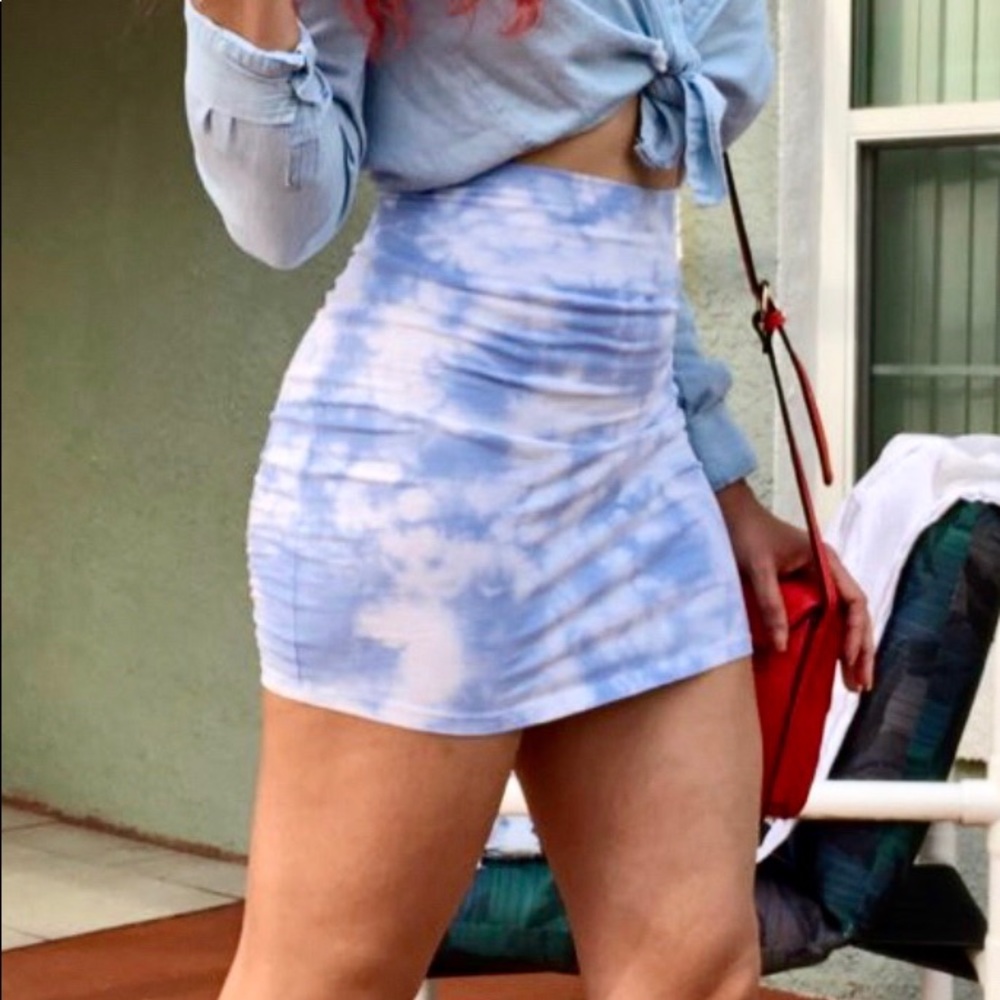 TIE DYE MINI SKIRT